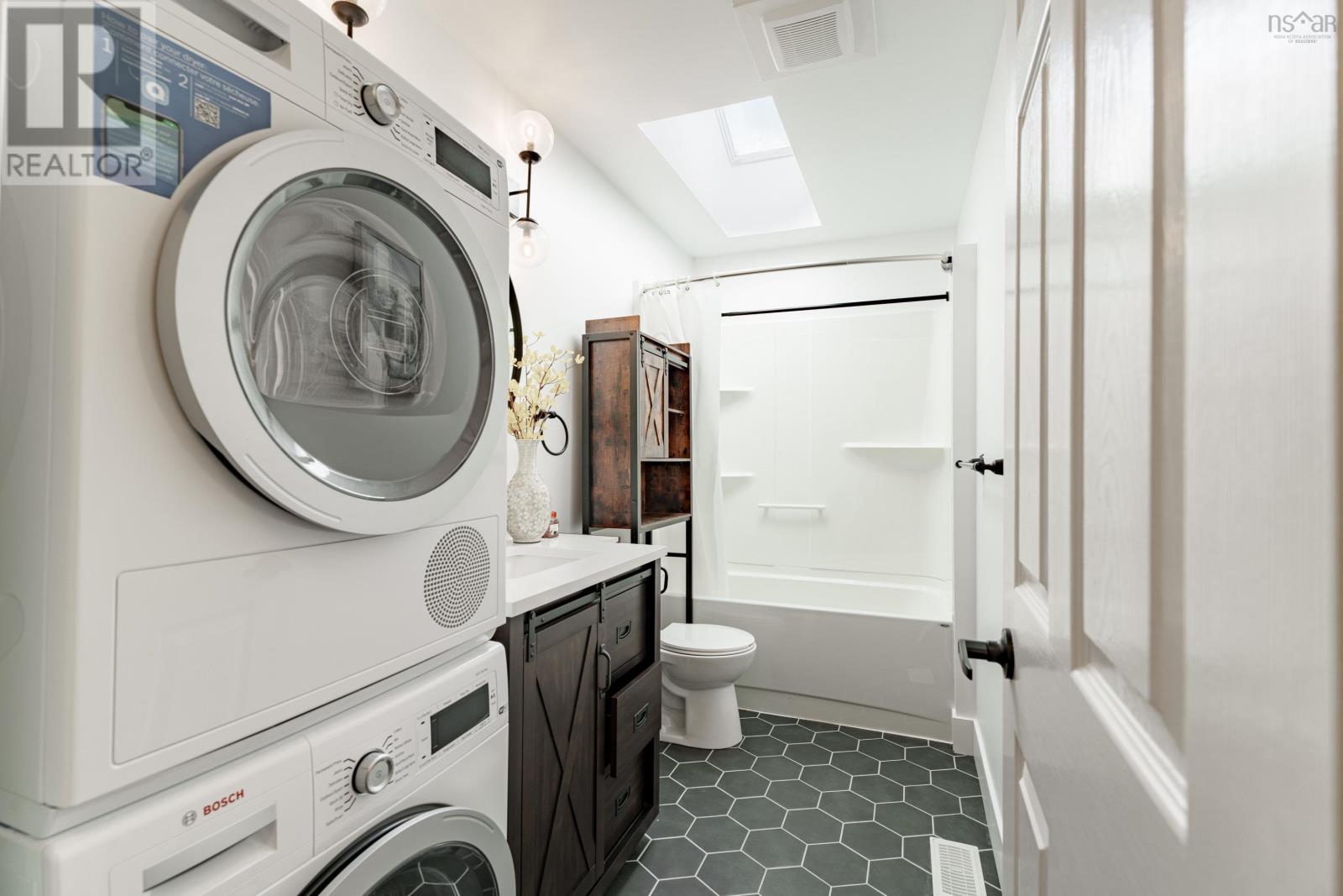 310 John Stewart Drive, Cole Harbour, Nova Scotia  B2W 5P3 - Photo 21 - 202526716