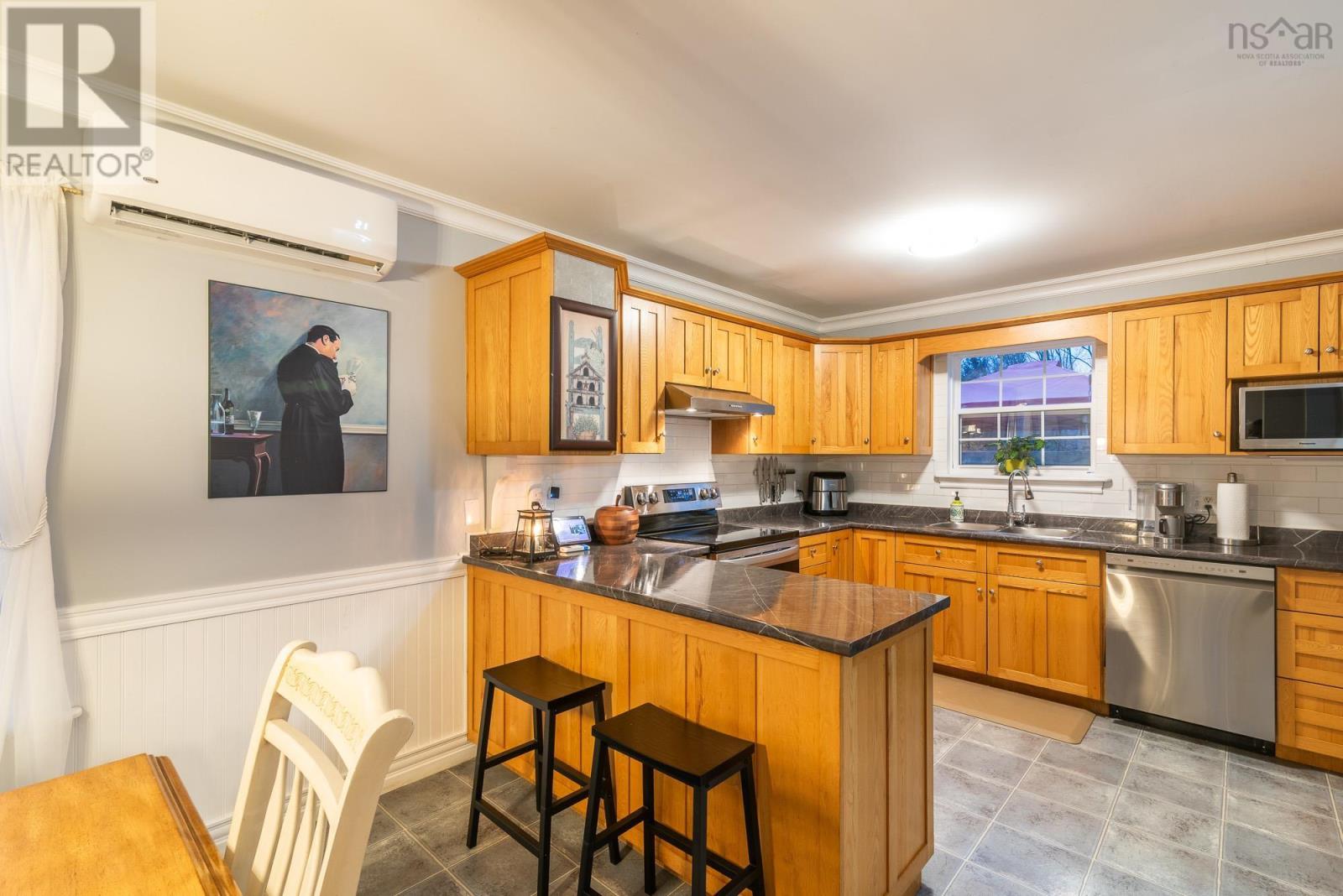 54 Eaton Drive, Valley, Nova Scotia  B6L 3J9 - Photo 14 - 202526664