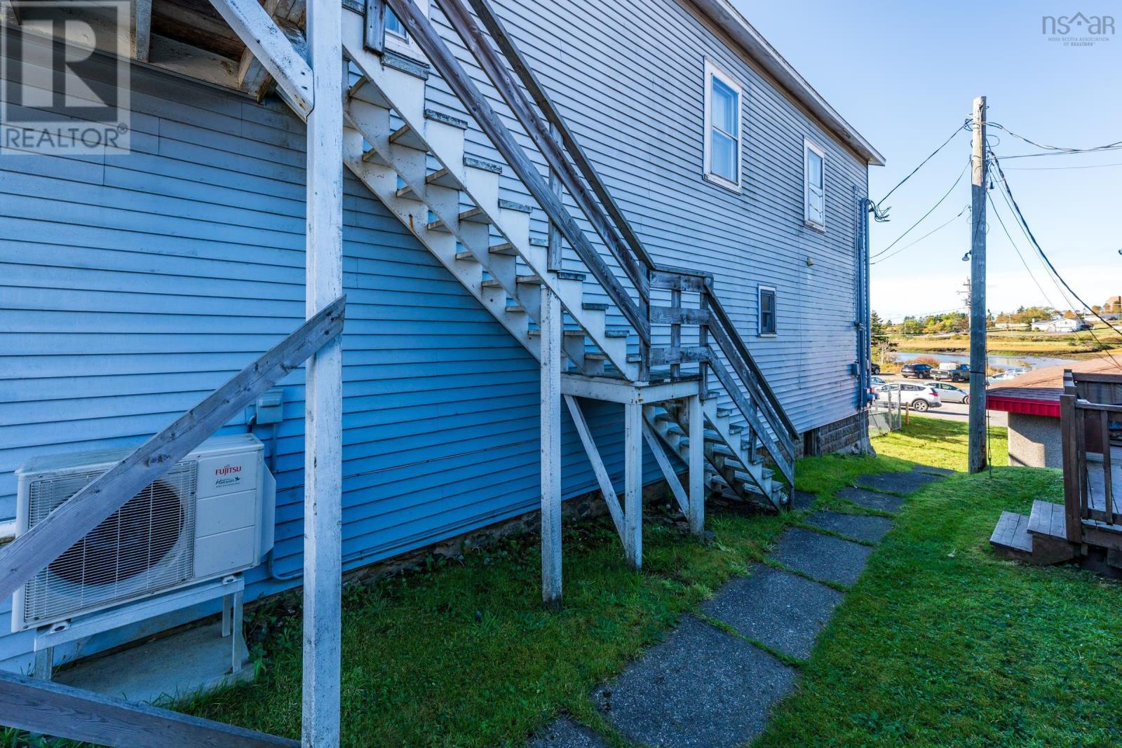 610 Main Street, Yarmouth, Nova Scotia  B5A 1J9 - Photo 27 - 202526418