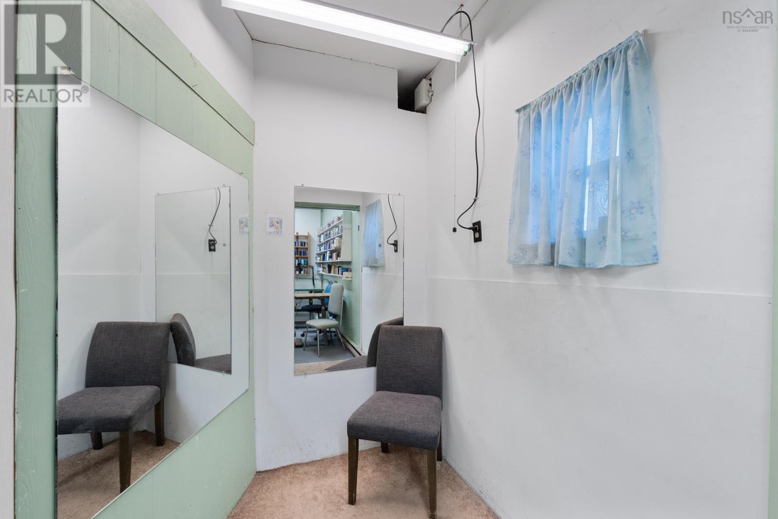 610 Main Street, Yarmouth, Nova Scotia  B5A 1J9 - Photo 9 - 202526418