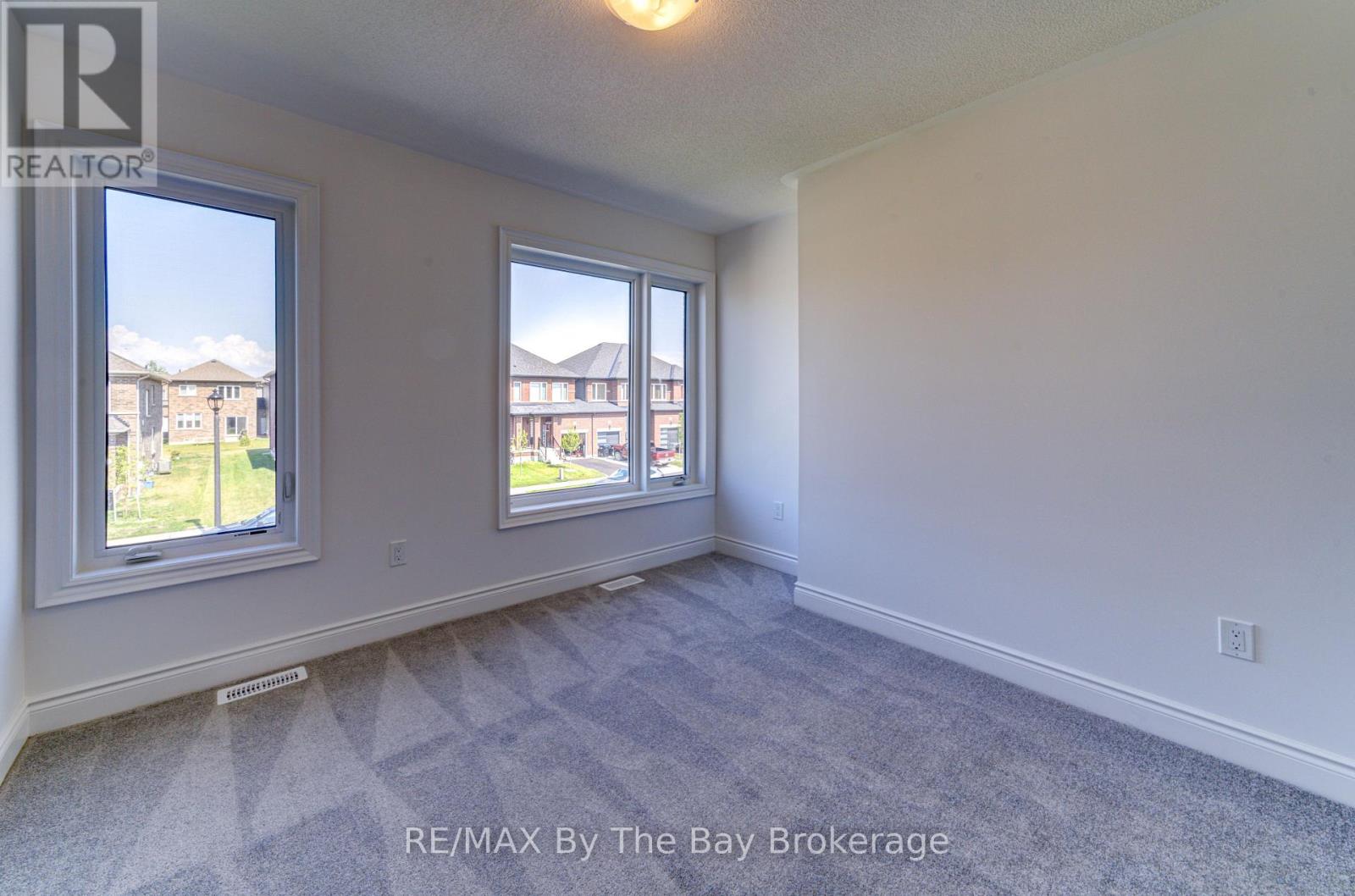 42 Lisa Street, Wasaga Beach, Ontario  L9Z 1J9 - Photo 27 - S12485091