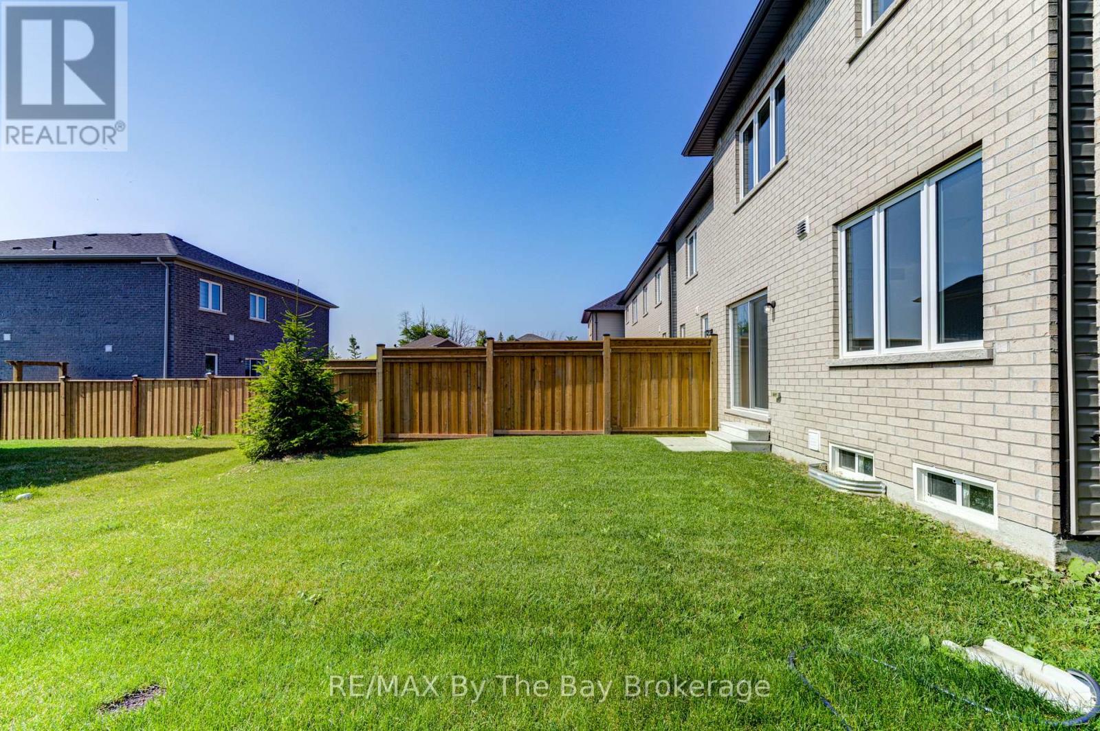 42 Lisa Street, Wasaga Beach, Ontario  L9Z 1J9 - Photo 43 - S12485091