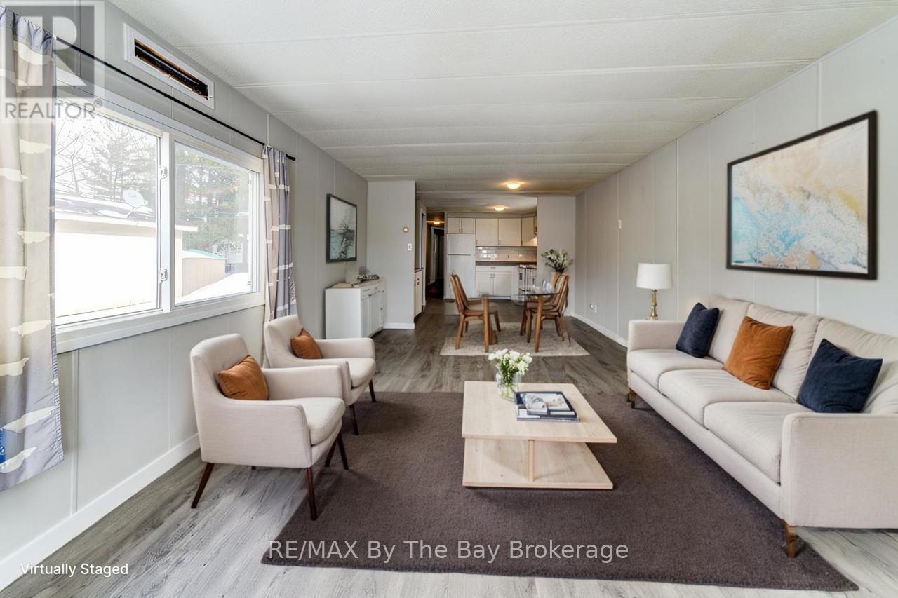 50 Georgian Glen Drive, Wasaga Beach, Ontario  L9Z 1K7 - Photo 11 - S12485097