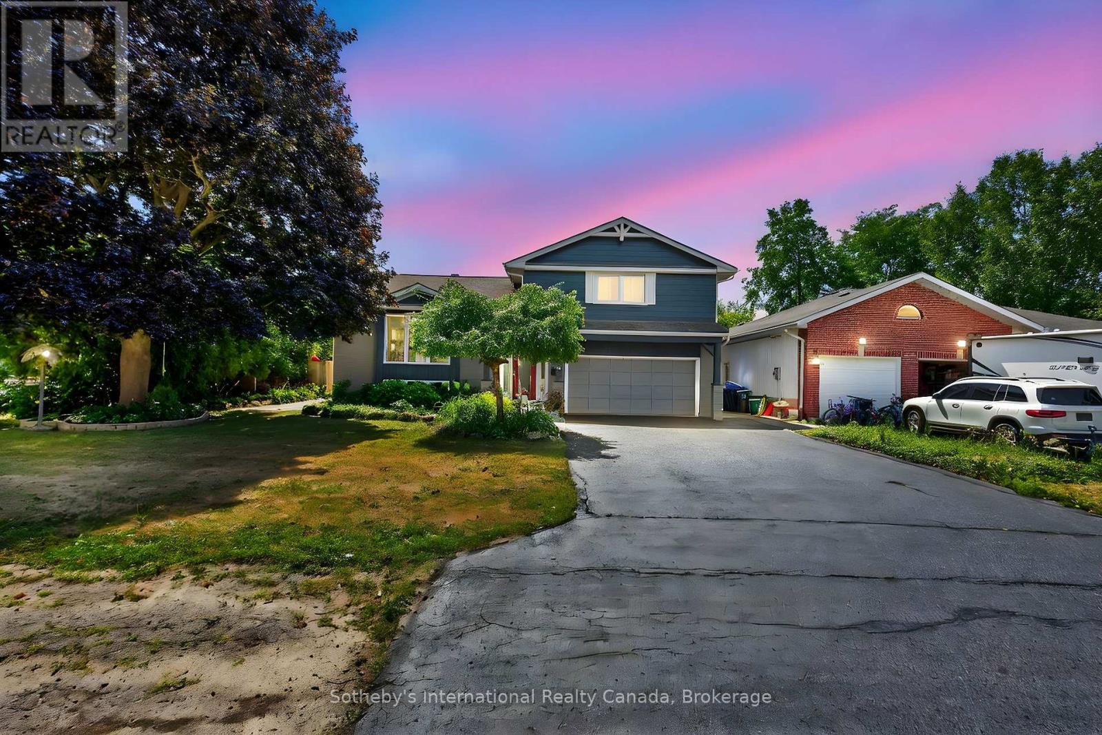 30 Bryan Drive, Collingwood, Ontario  L9Y 2K7 - Photo 2 - S12485101