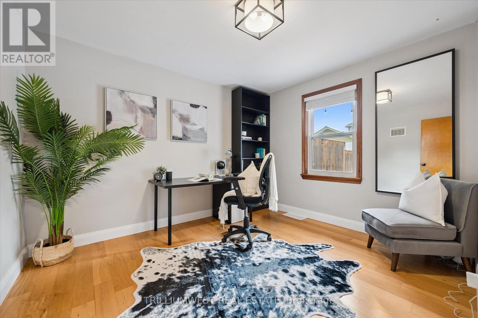 131 Roger Street, Waterloo, Ontario  N2J 1A7 - Photo 16 - X12485060