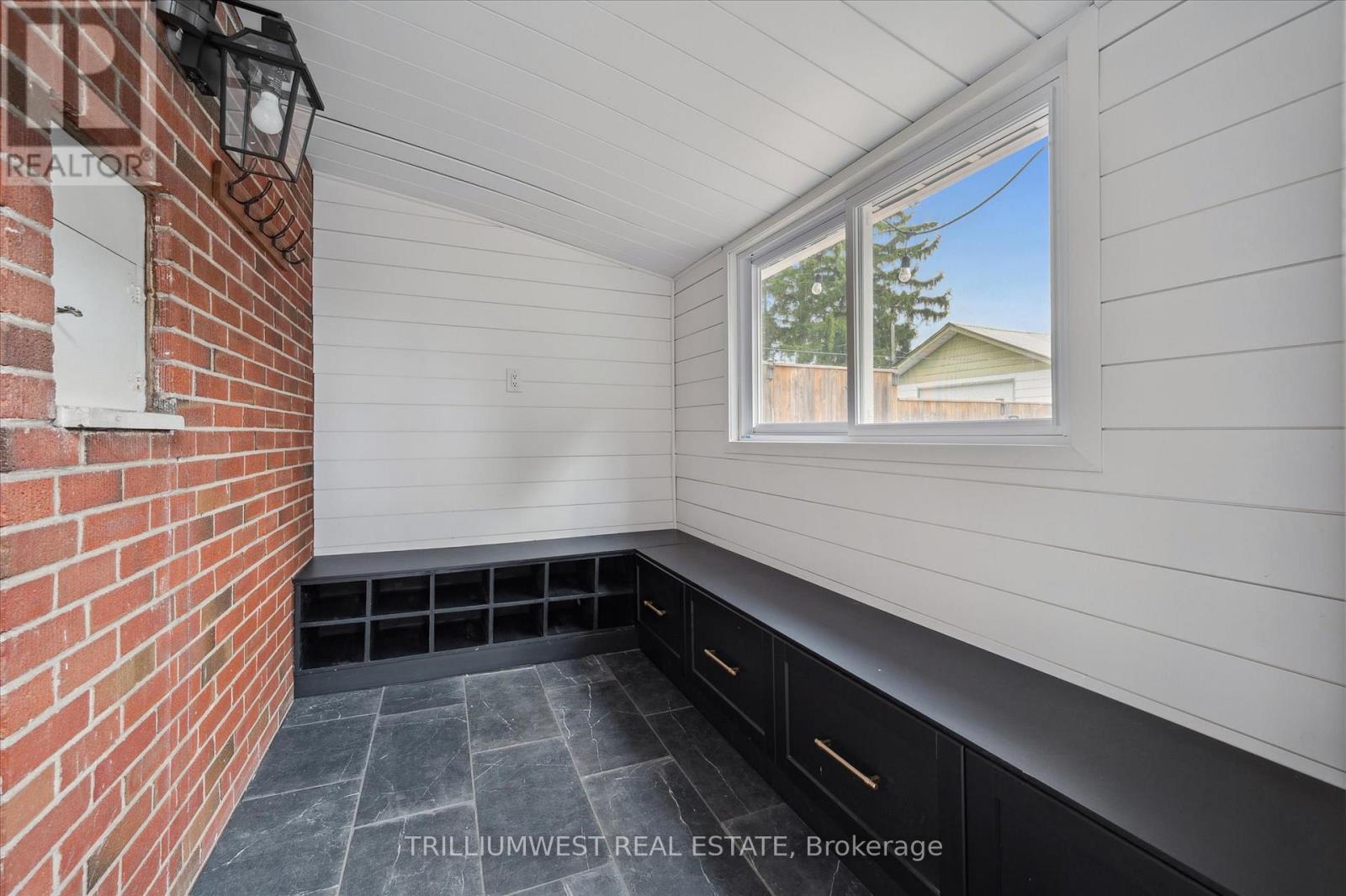 131 Roger Street, Waterloo, Ontario  N2J 1A7 - Photo 20 - X12485060