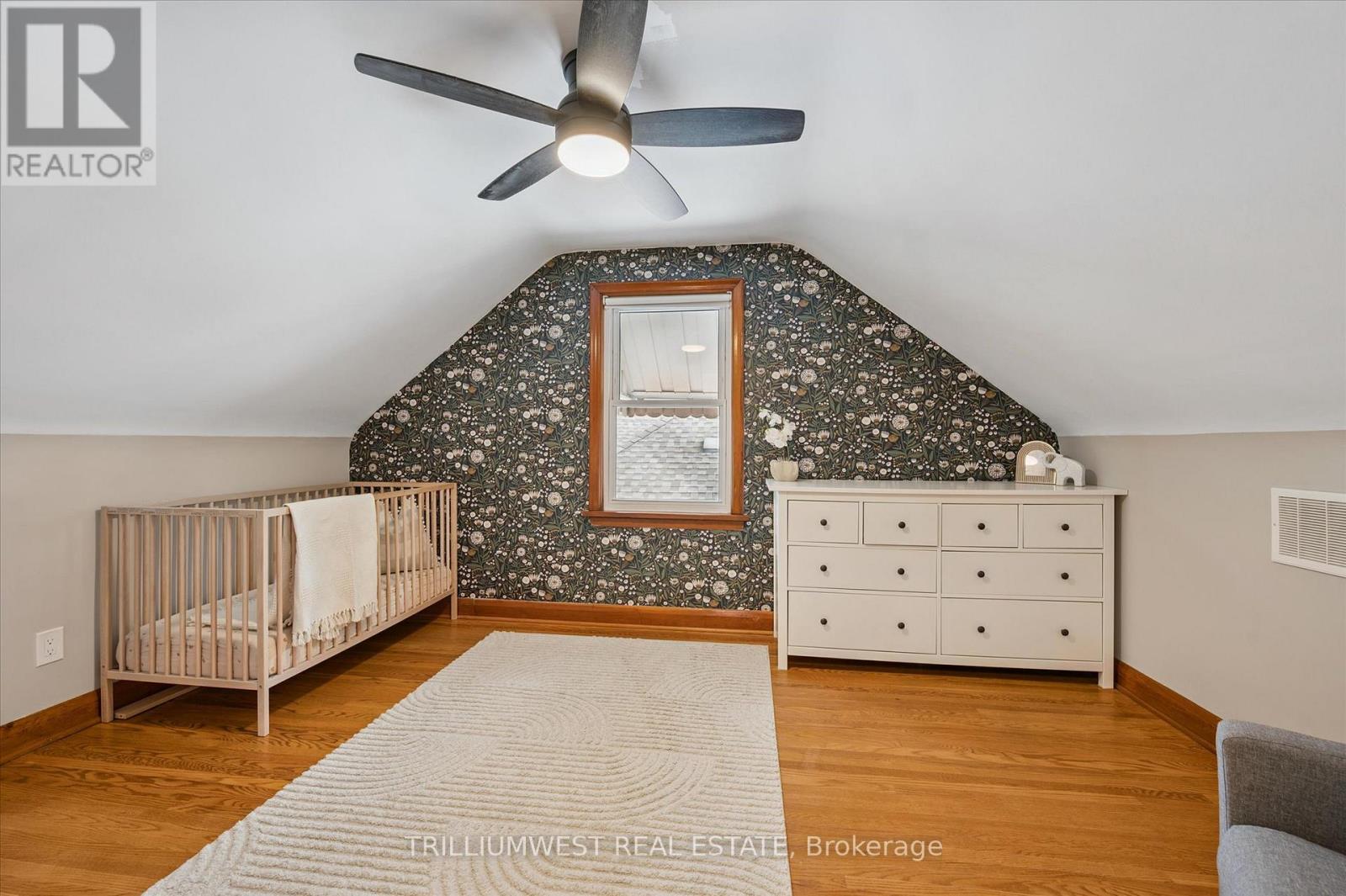 131 Roger Street, Waterloo, Ontario  N2J 1A7 - Photo 22 - X12485060