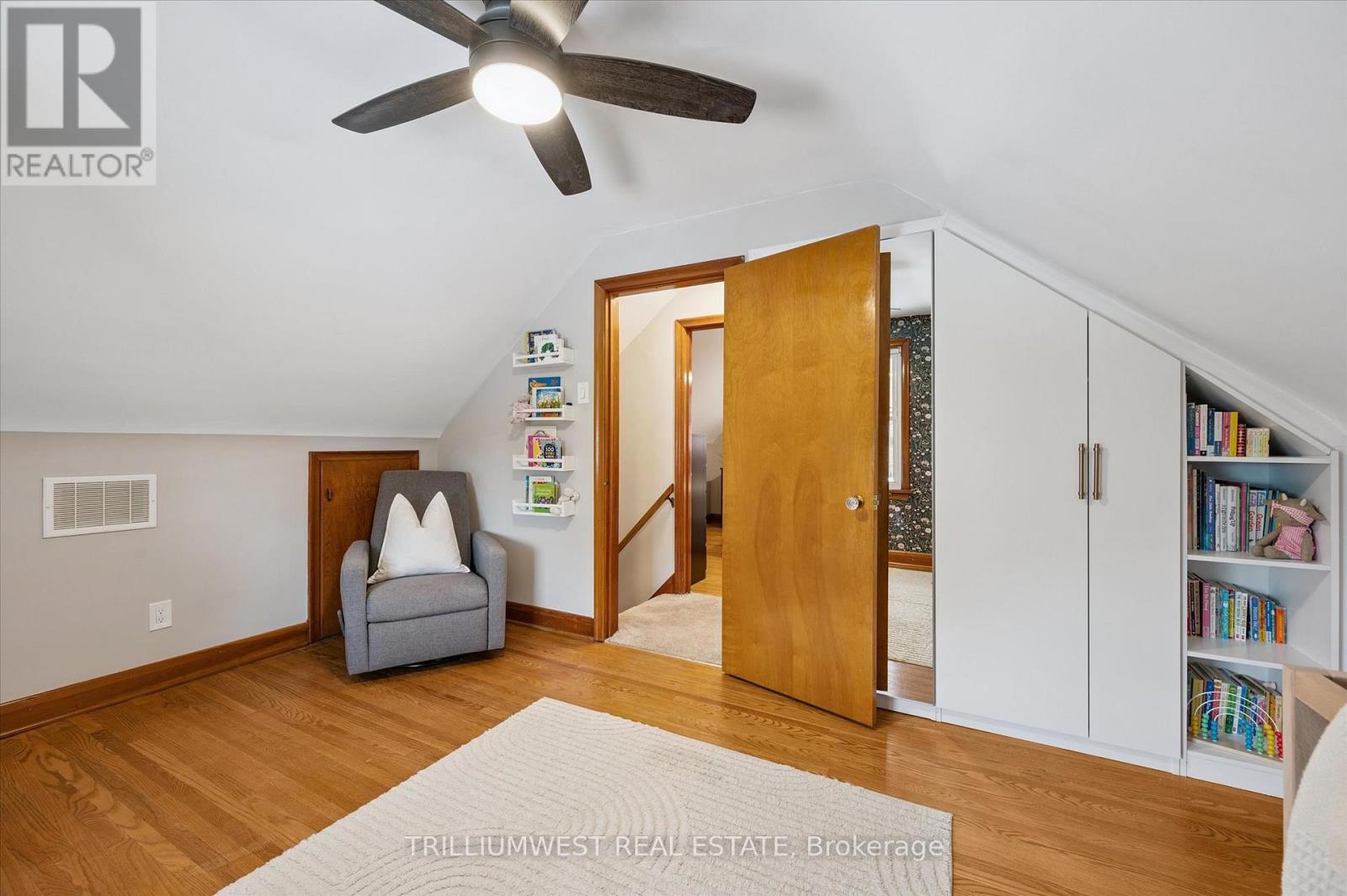 131 Roger Street, Waterloo, Ontario  N2J 1A7 - Photo 23 - X12485060