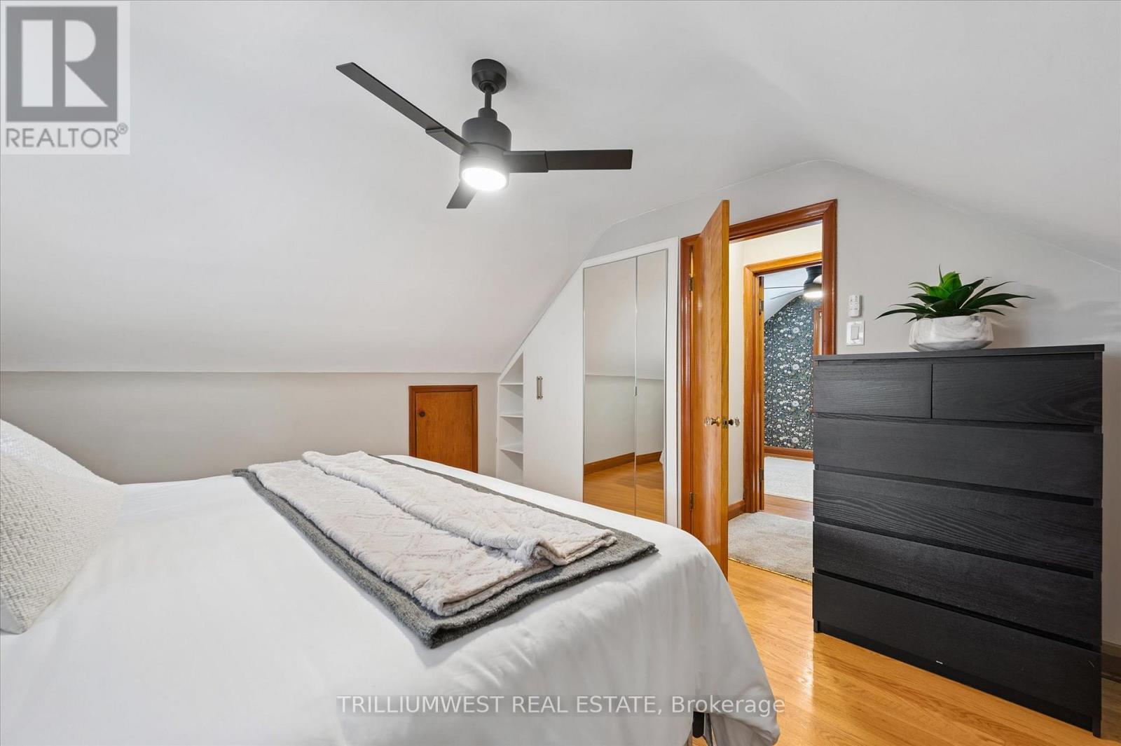 131 Roger Street, Waterloo, Ontario  N2J 1A7 - Photo 25 - X12485060