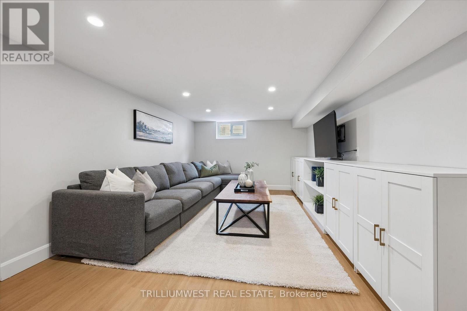 131 Roger Street, Waterloo, Ontario  N2J 1A7 - Photo 29 - X12485060