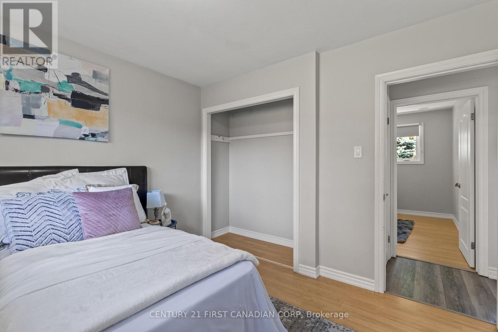 5270 Trafalgar Street, Thames Centre, Ontario  N0L 1G4 - Photo 20 - X12485066