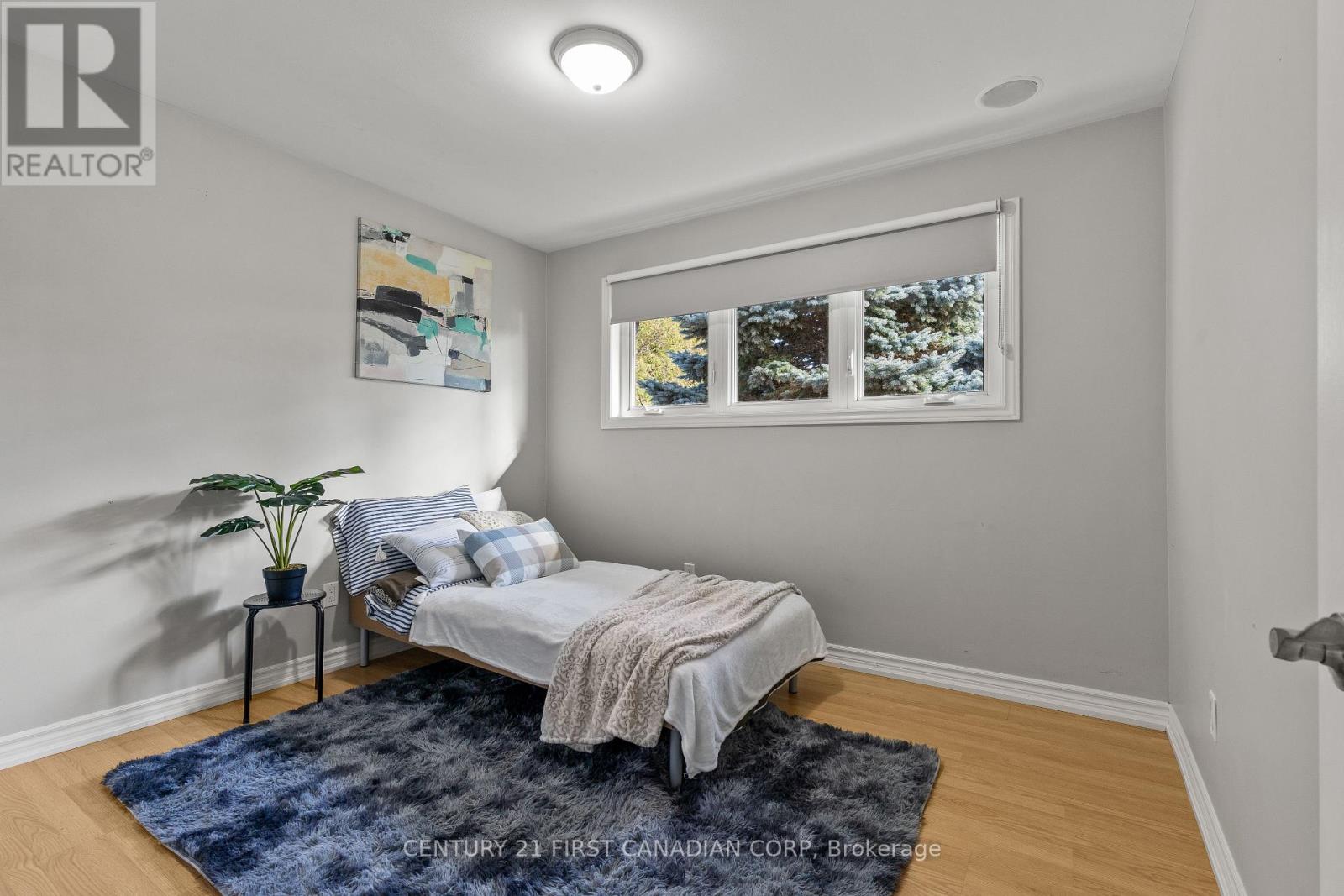 5270 Trafalgar Street, Thames Centre, Ontario  N0L 1G4 - Photo 23 - X12485066