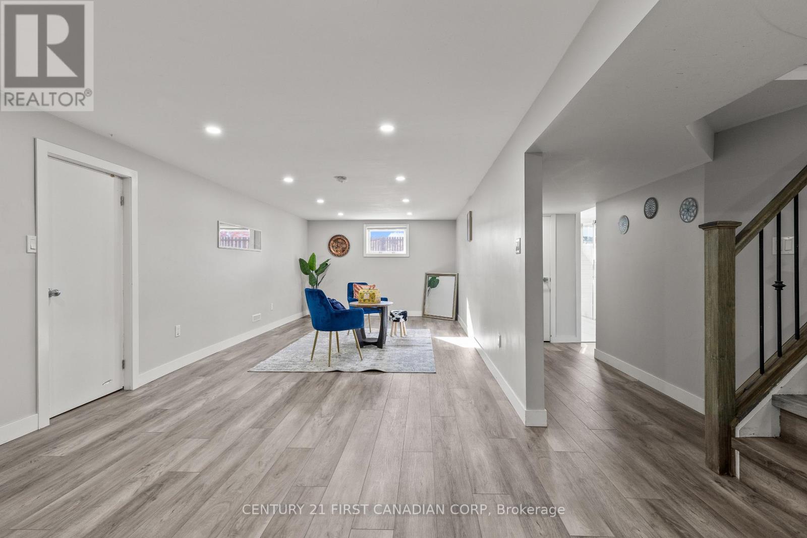 5270 Trafalgar Street, Thames Centre, Ontario  N0L 1G4 - Photo 28 - X12485066