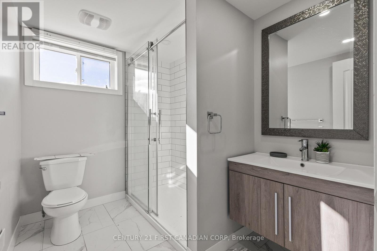 5270 Trafalgar Street, Thames Centre, Ontario  N0L 1G4 - Photo 30 - X12485066