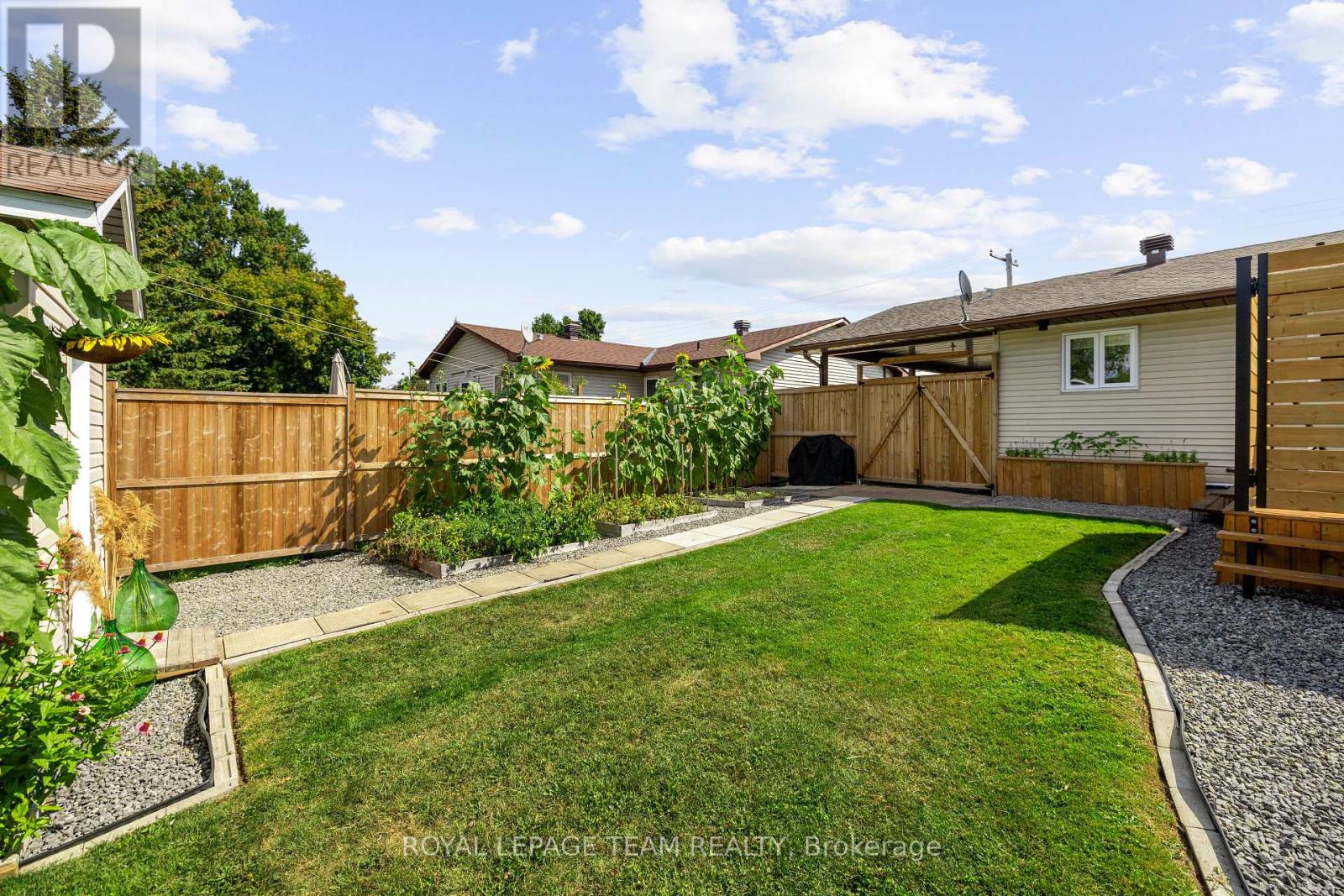 1965 Patricia Street, Clarence-Rockland, Ontario  K4K 1B2 - Photo 35 - X12485063