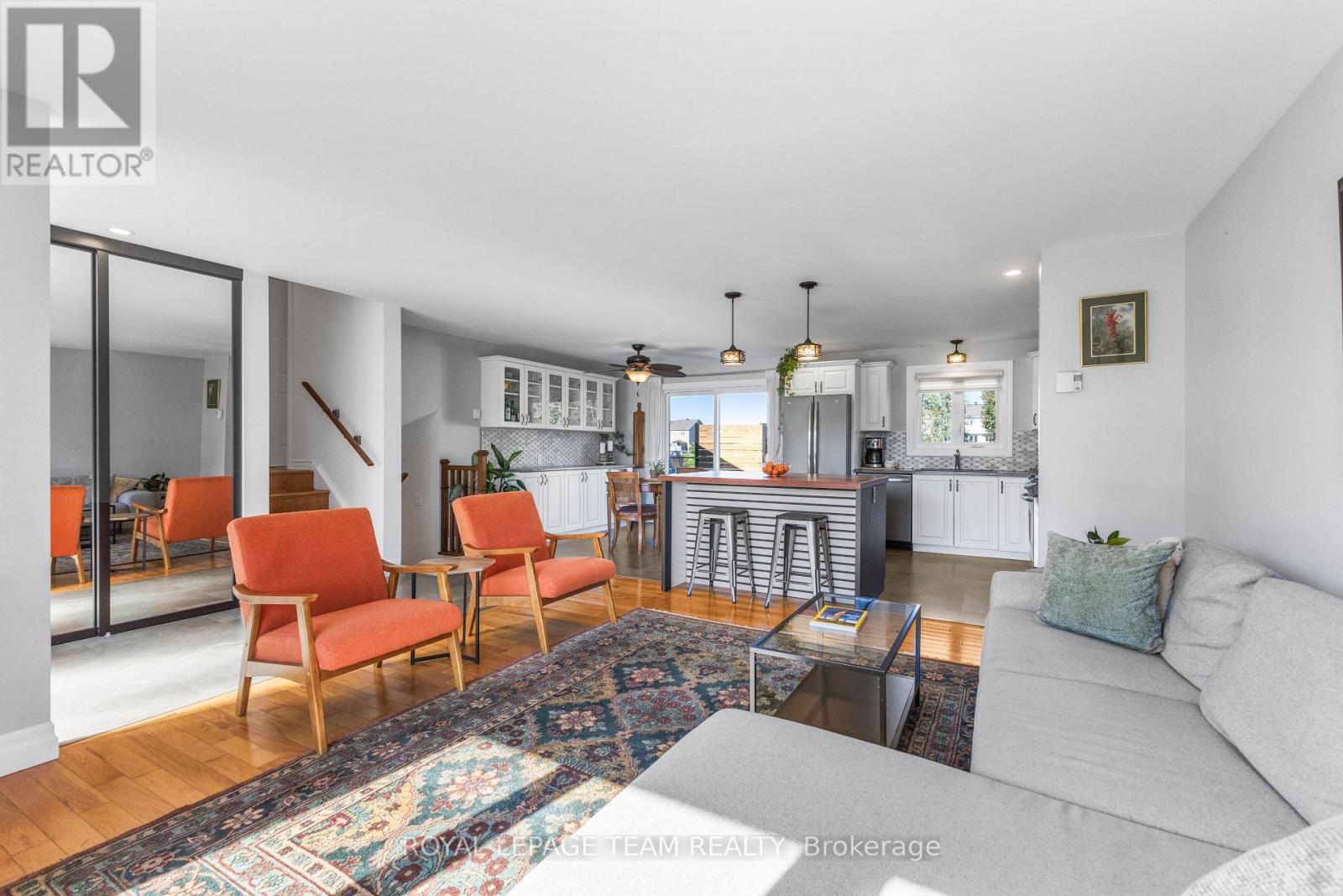 1965 Patricia Street, Clarence-Rockland, Ontario  K4K 1B2 - Photo 5 - X12485063