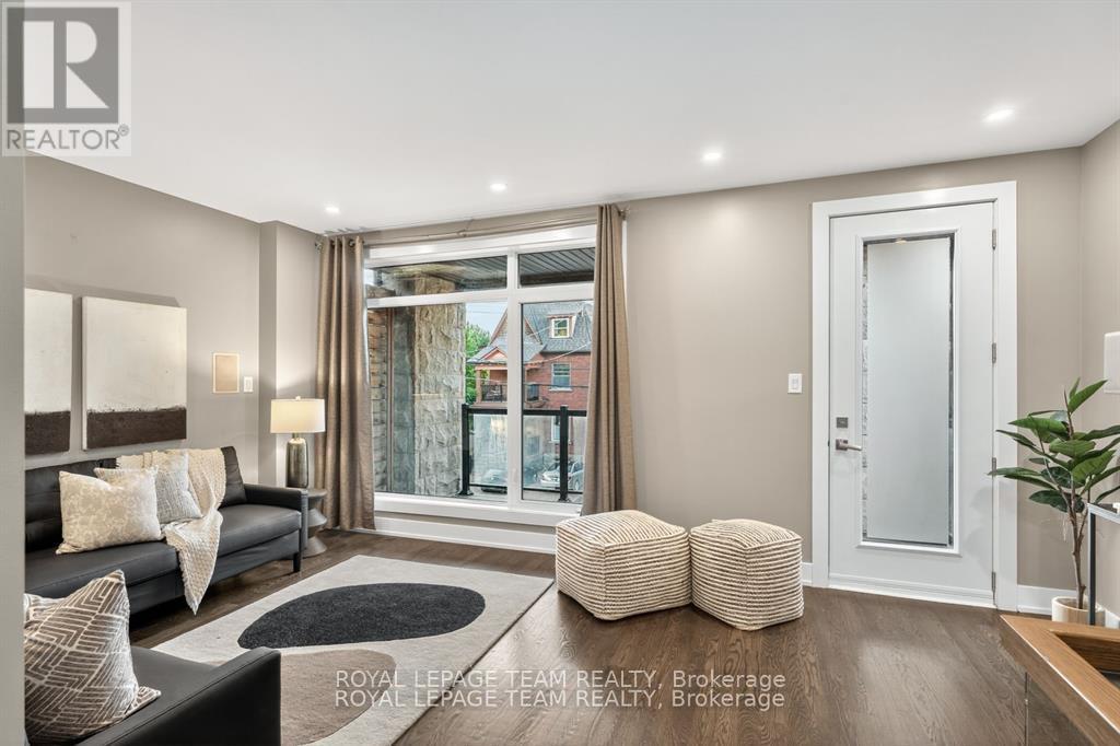 16 First Avenue, Ottawa, Ontario  K1S 2G2 - Photo 14 - X12485070