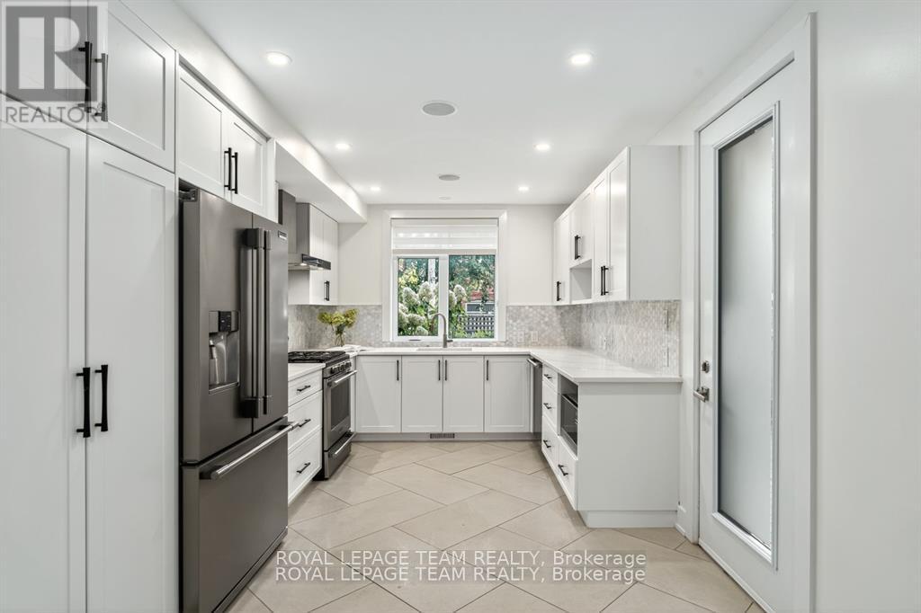 16 First Avenue, Ottawa, Ontario  K1S 2G2 - Photo 9 - X12485070