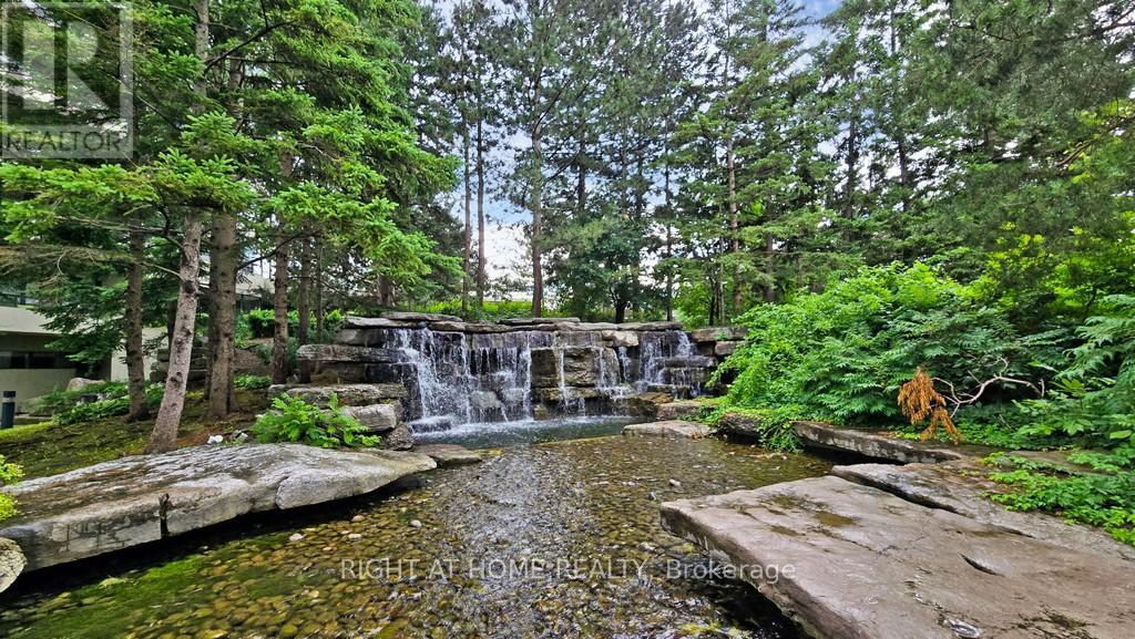 2206 - 22 Hanover Road, Brampton, Ontario  L6S 5K7 - Photo 39 - W12483458