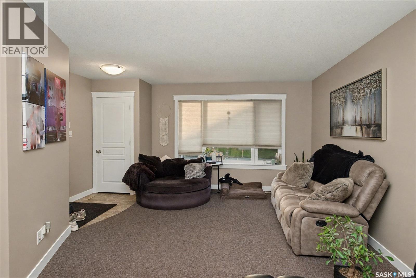 153 Osler Street, Regina, Saskatchewan  S4R 1V3 - Photo 5 - SK021643