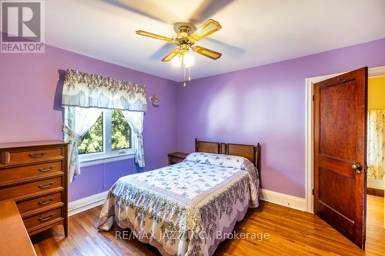 30 Thomas Street, Oshawa, Ontario  L1H 3W5 - Photo 15 - E12409933