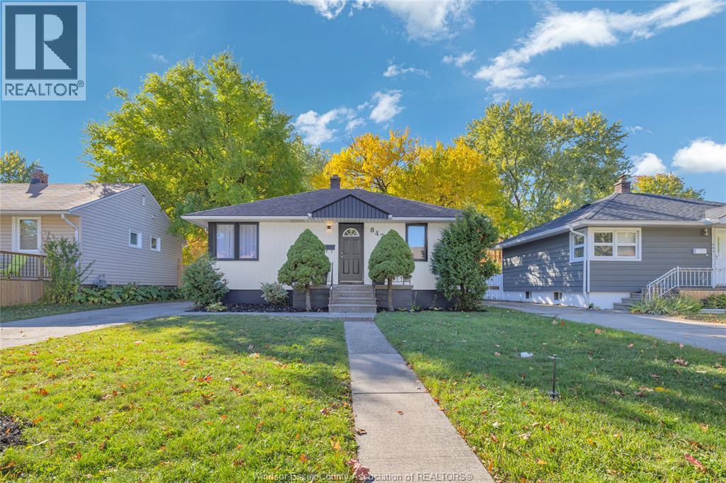 847 Francois Court, Windsor, Ontario  N8Y 3W5 - Photo 2 - 25027150