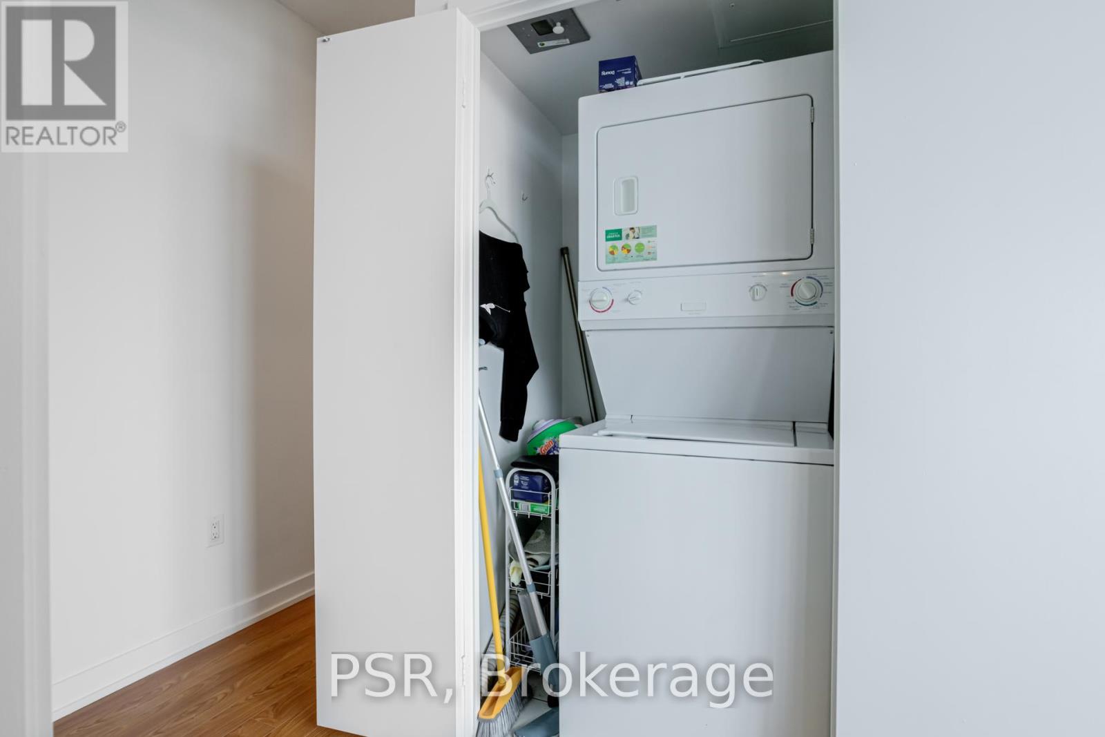 3207 - 25 Capreol Court, Toronto, Ontario  M5V 3Z7 - Photo 15 - C12485095