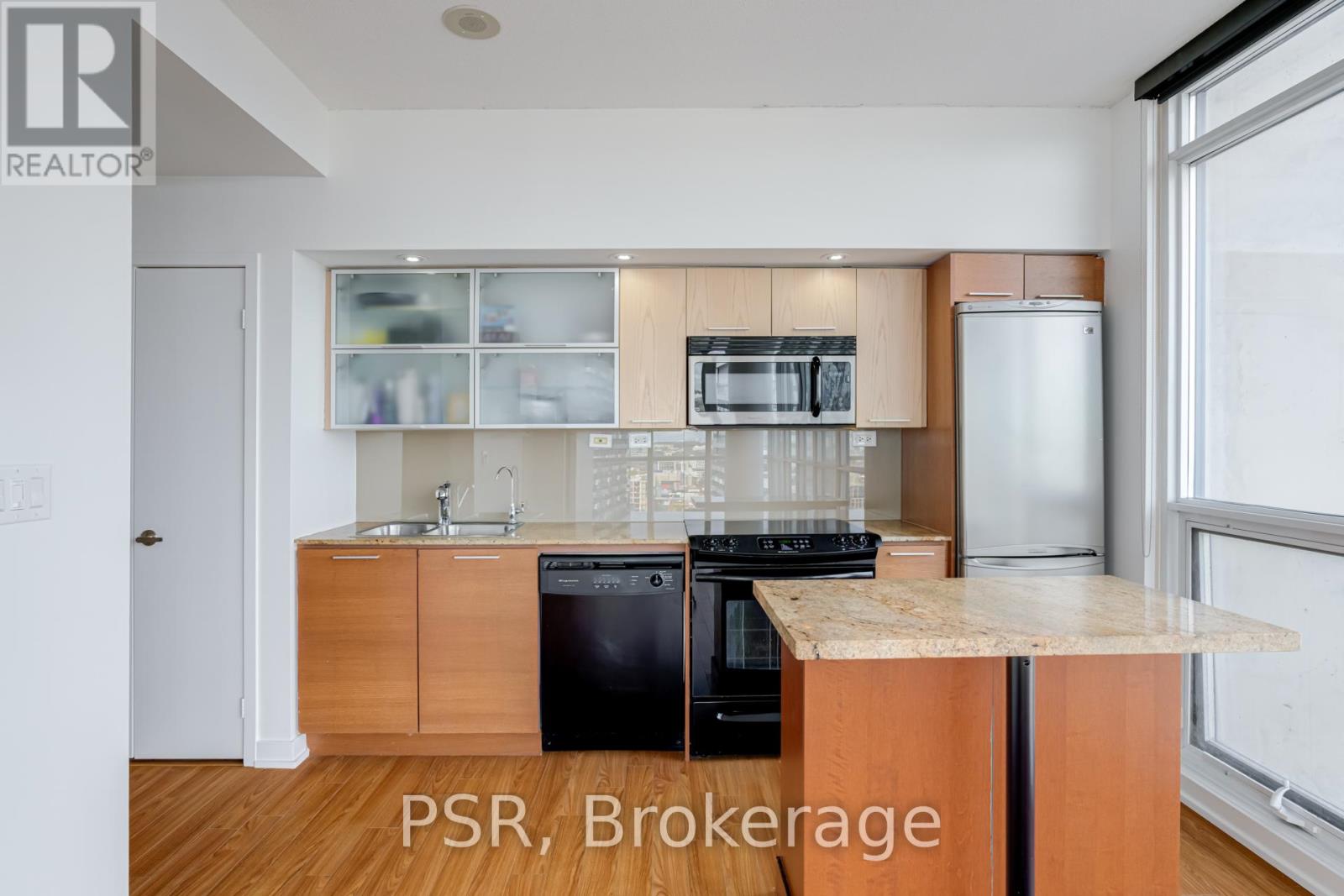 3207 - 25 Capreol Court, Toronto, Ontario  M5V 3Z7 - Photo 5 - C12485095