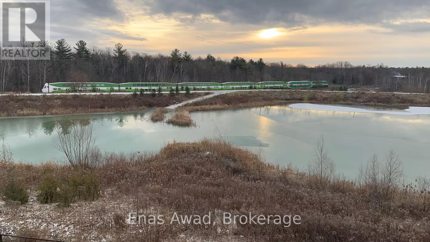 1345 Bardeau Street, Innisfil, Ontario  L0L 1W0 - Photo 44 - N12468912