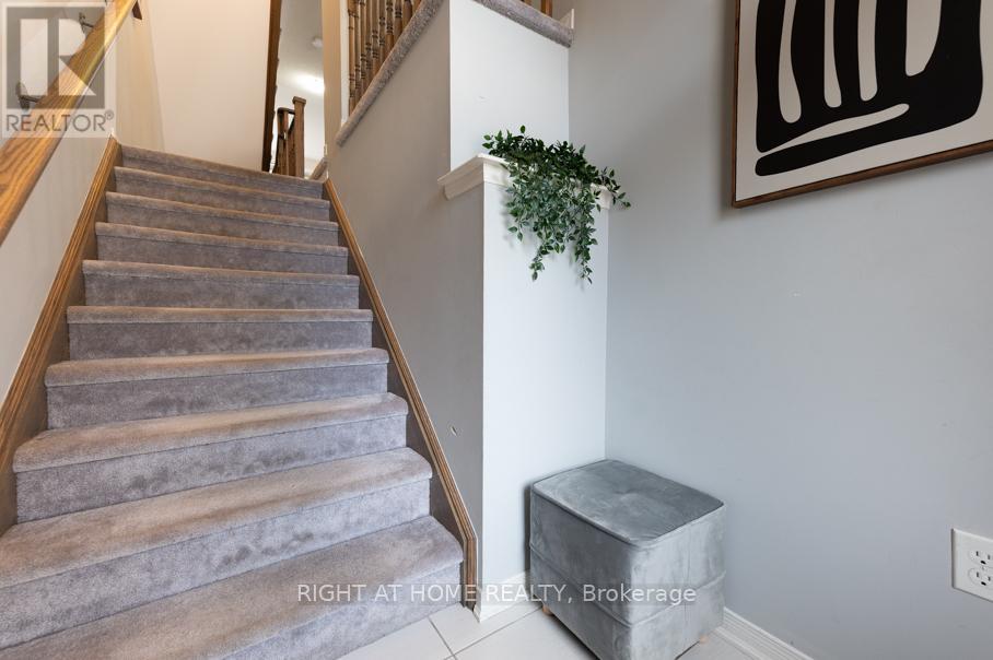 29 - 2506 Bromus Path N, Oshawa, Ontario  L1L 0K7 - Photo 3 - E12485094