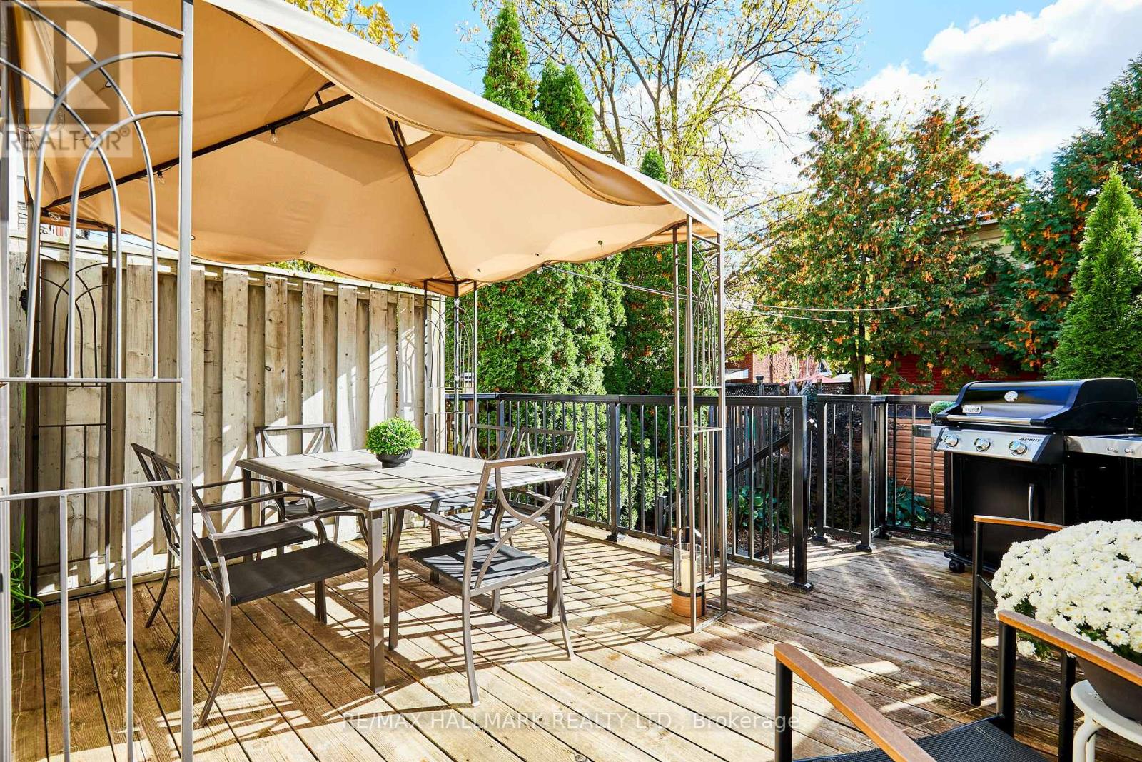 397 Sammon Avenue, Toronto, Ontario  M4J 2A9 - Photo 12 - E12485098