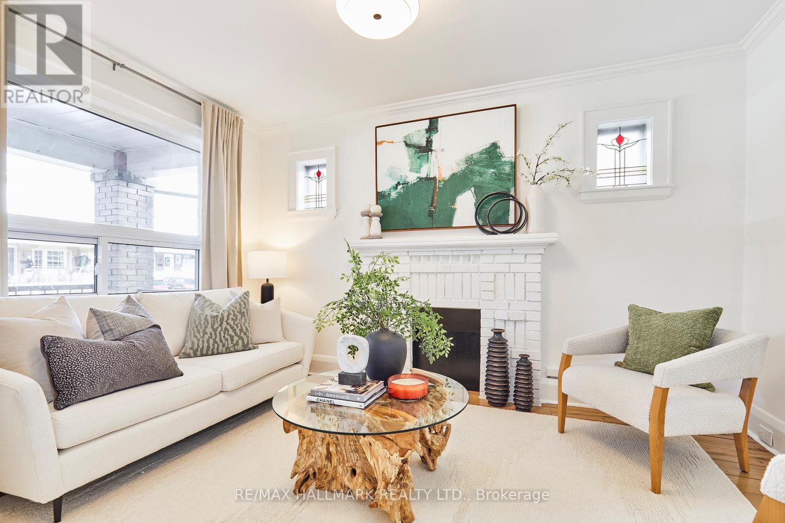 397 Sammon Avenue, Toronto, Ontario  M4J 2A9 - Photo 3 - E12485098