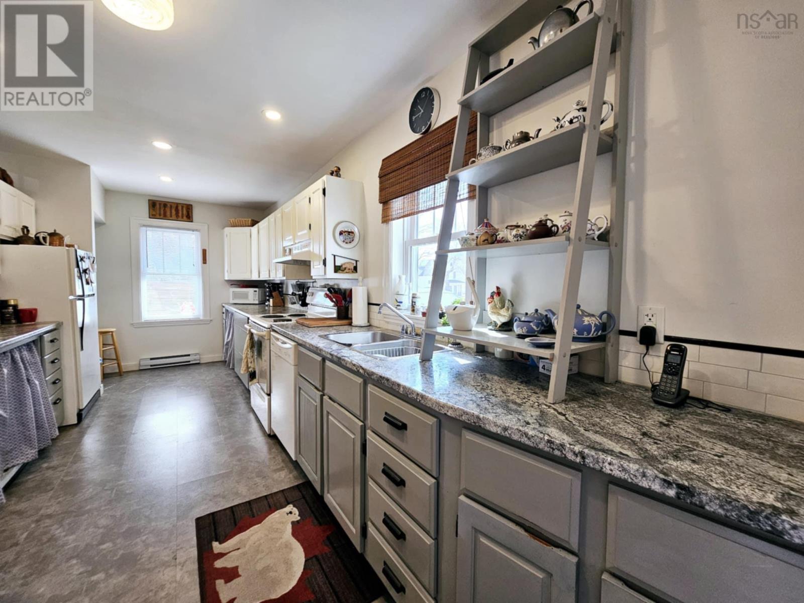 144 Pleasant Street, Stellarton, Nova Scotia  B0K 1S0 - Photo 15 - 202525919