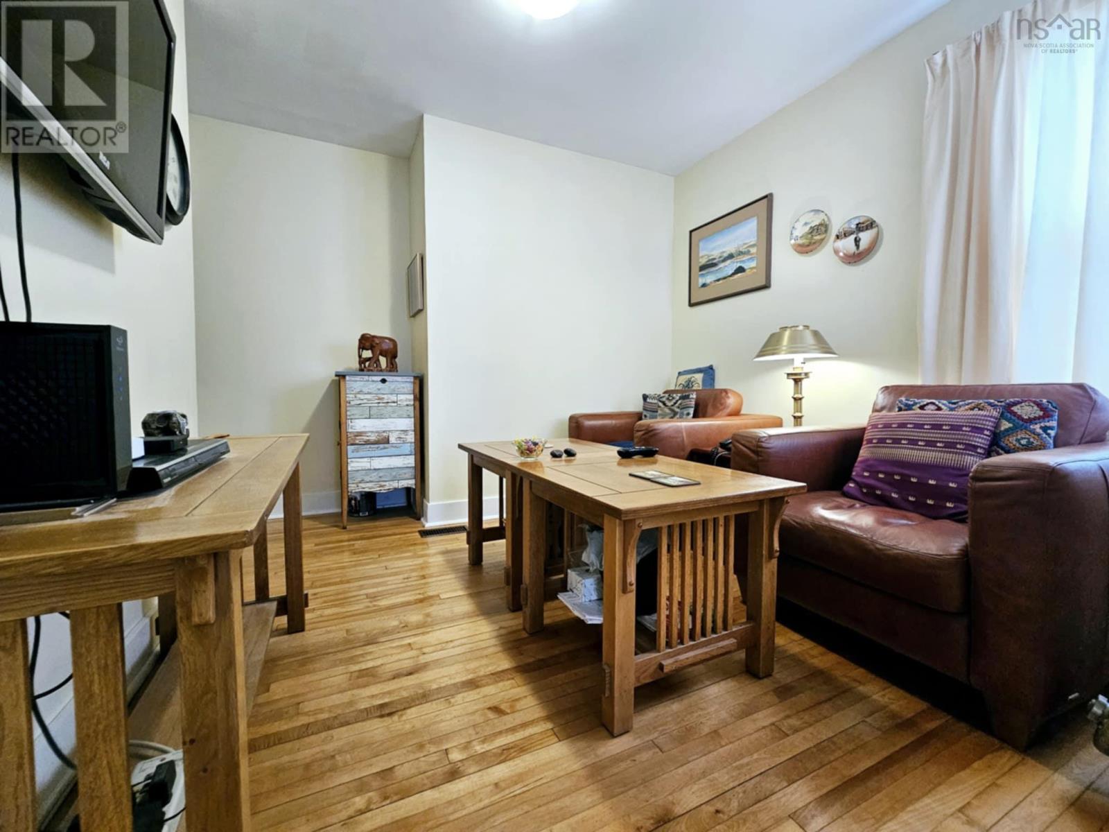 144 Pleasant Street, Stellarton, Nova Scotia  B0K 1S0 - Photo 27 - 202525919