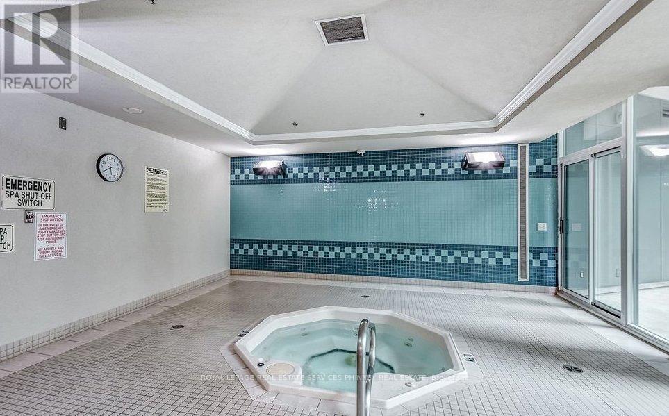 708 - 30 Grand Trunk Crescent, Toronto, Ontario  M5J 3A4 - Photo 25 - C12480859