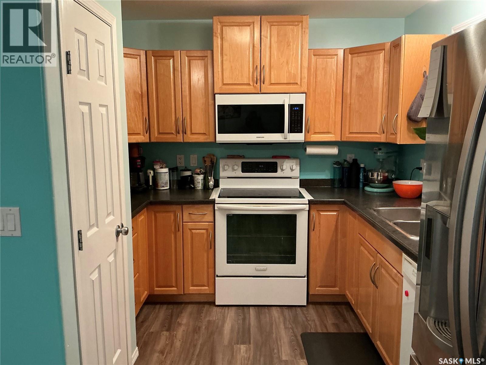 24 200 Hiebert Crescent, Martensville, Saskatchewan  S0K 2T2 - Photo 2 - SK021851