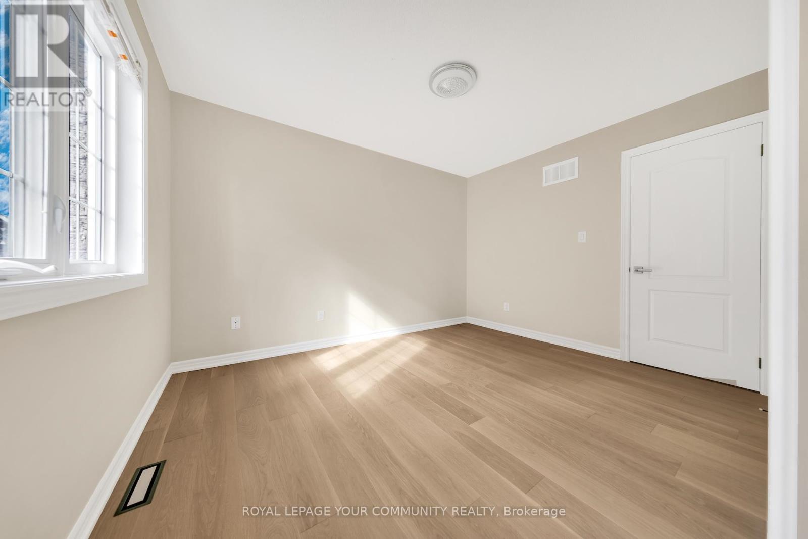 112 Allison Ann Way, Vaughan, Ontario  L6A 0G7 - Photo 24 - N12483372