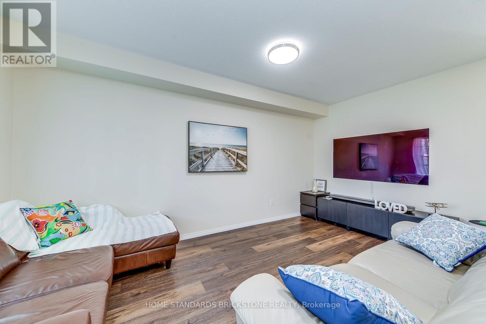 36 Trevino Circle, Barrie, Ontario  L4M 6T9 - Photo 11 - S12485071