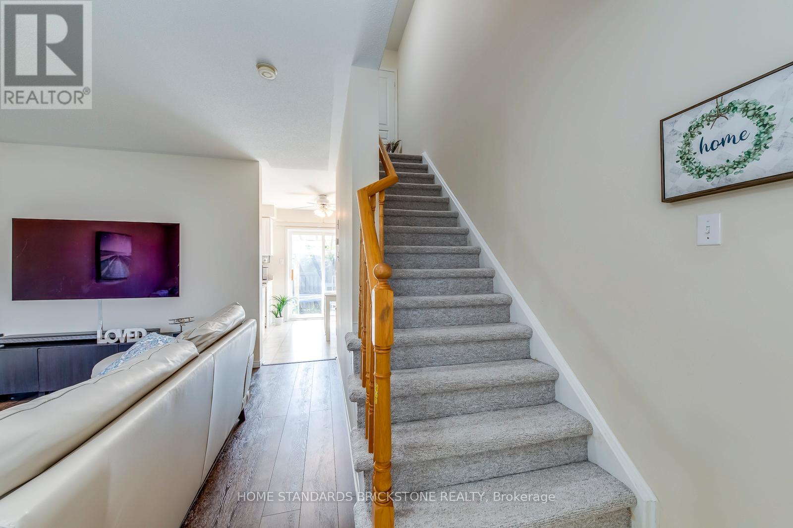 36 Trevino Circle, Barrie, Ontario  L4M 6T9 - Photo 13 - S12485071