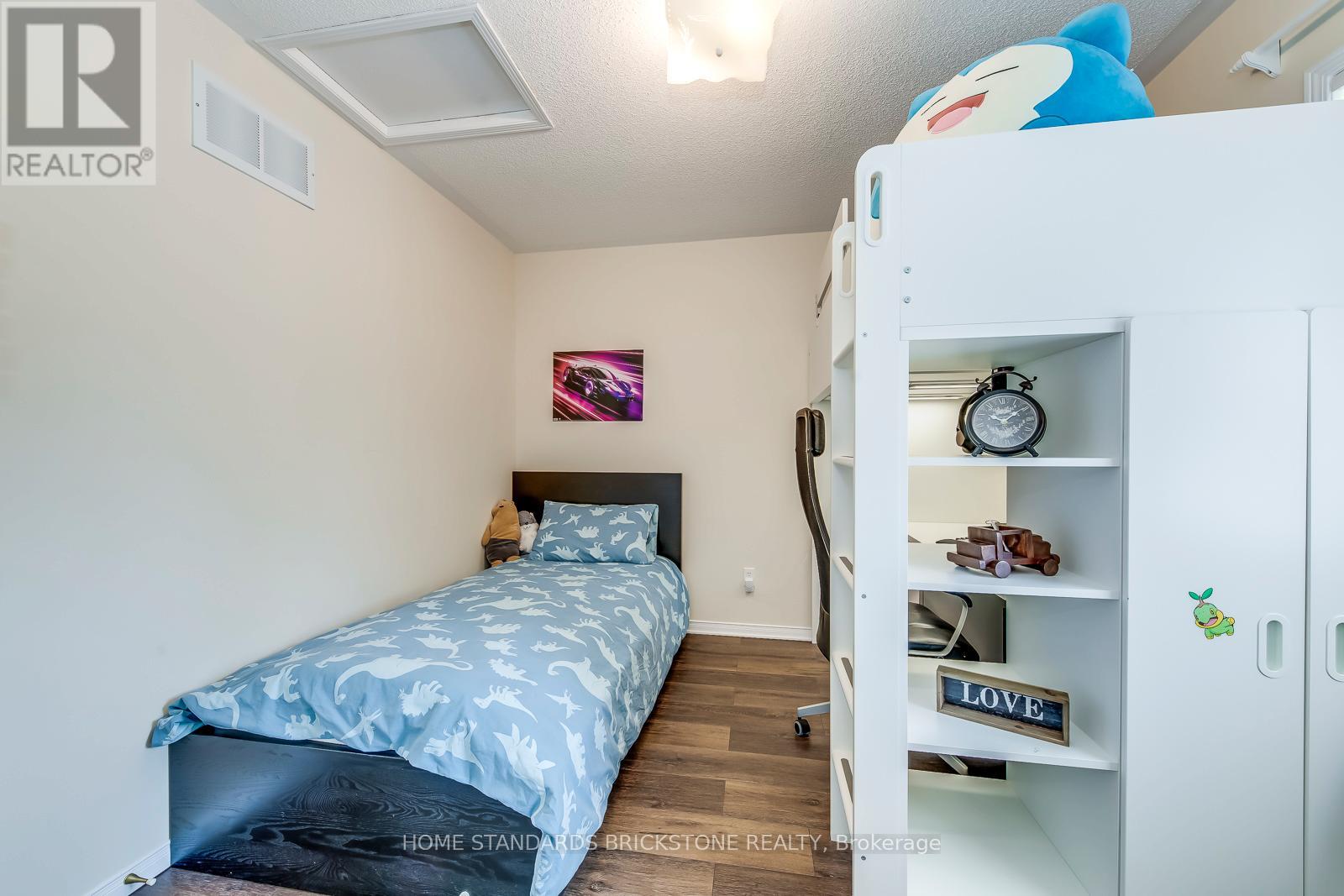 36 Trevino Circle, Barrie, Ontario  L4M 6T9 - Photo 18 - S12485071