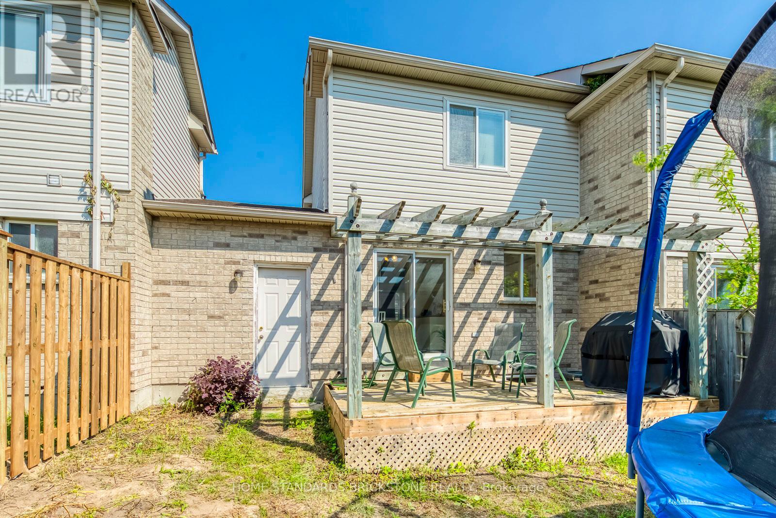 36 Trevino Circle, Barrie, Ontario  L4M 6T9 - Photo 31 - S12485071