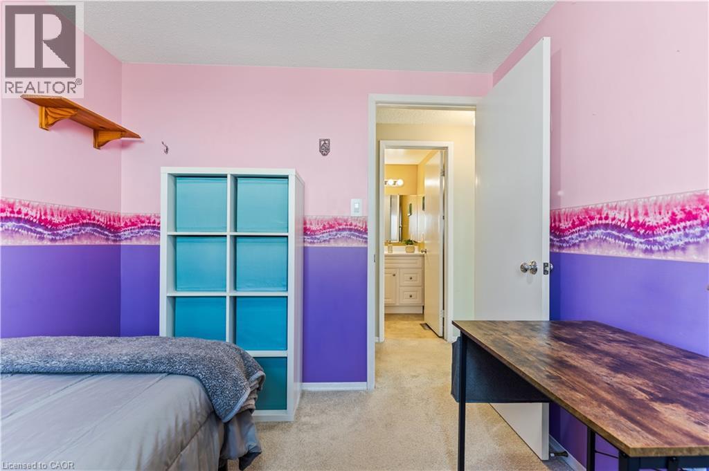 253 Benesfort Crescent, Kitchener, Ontario  N2N 3B5 - Photo 23 - 40782340