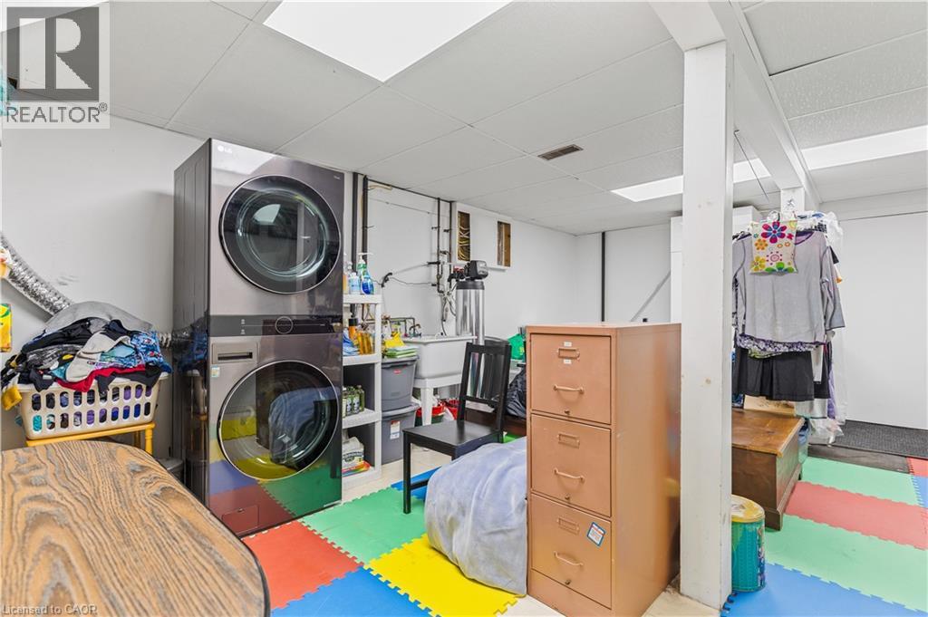 253 Benesfort Crescent, Kitchener, Ontario  N2N 3B5 - Photo 32 - 40782340