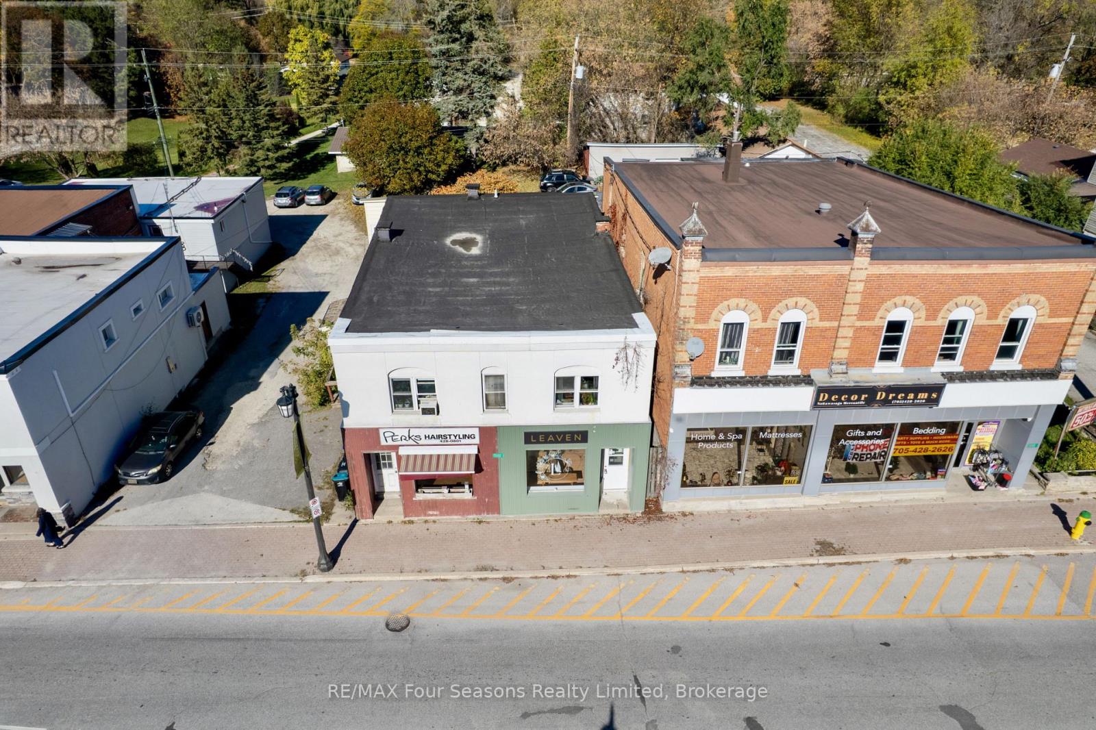 7292 Highway 26, Clearview (Stayner), Ontario  L0M 1S0 - Photo 4 - S12485137