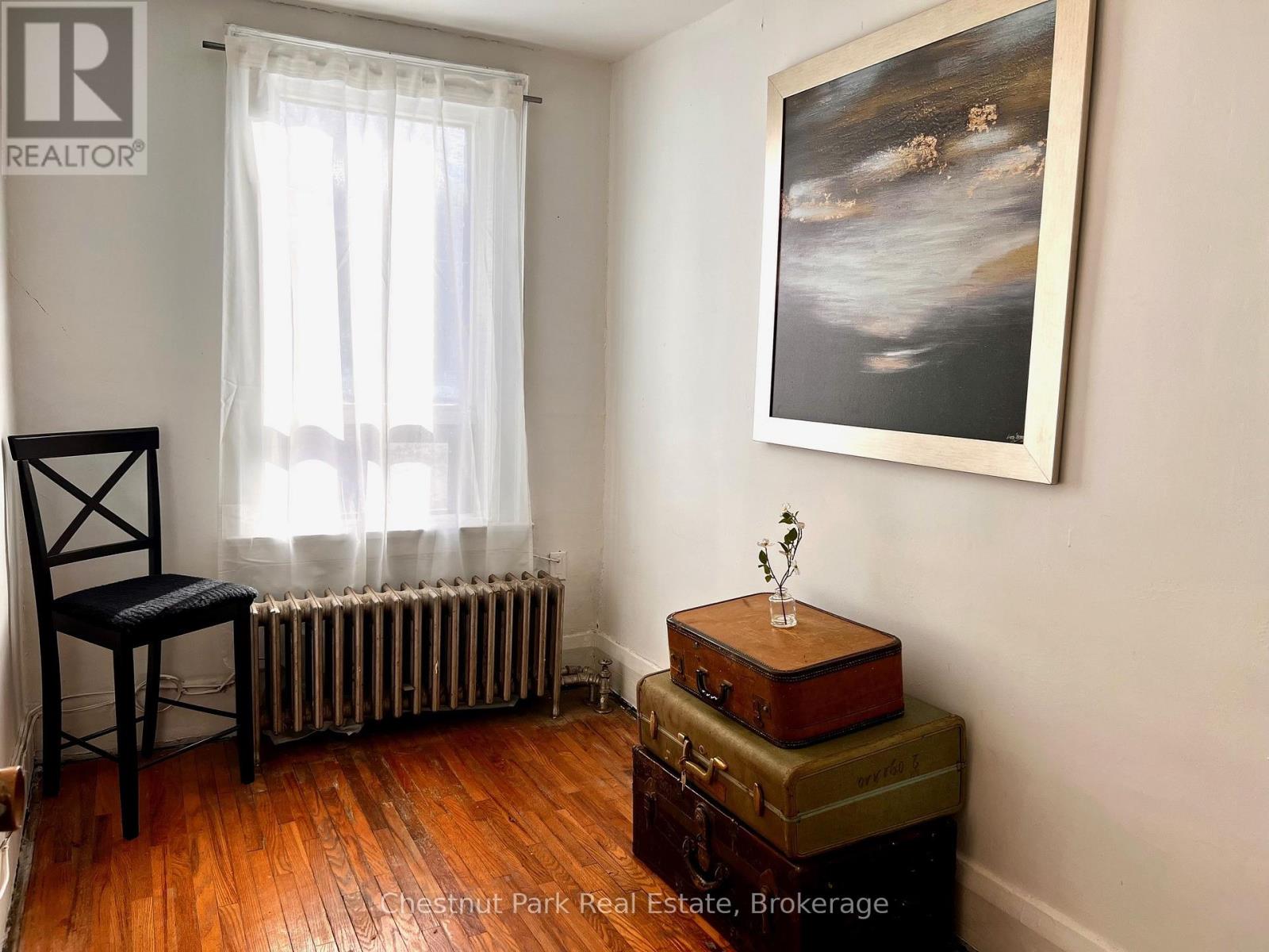 3280 Dundas Street W, Toronto, Ontario  M6P 2A4 - Photo 3 - W12485115