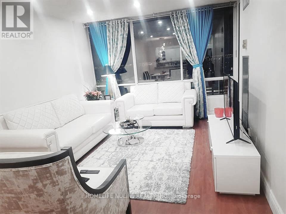 1708 - 26 Hanover Road, Brampton, Ontario  L6S 4T2 - Photo 2 - W12485069