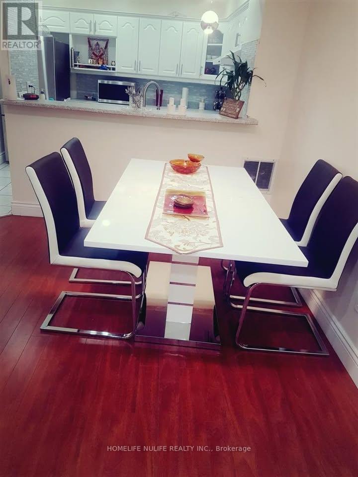 1708 - 26 Hanover Road, Brampton, Ontario  L6S 4T2 - Photo 5 - W12485069