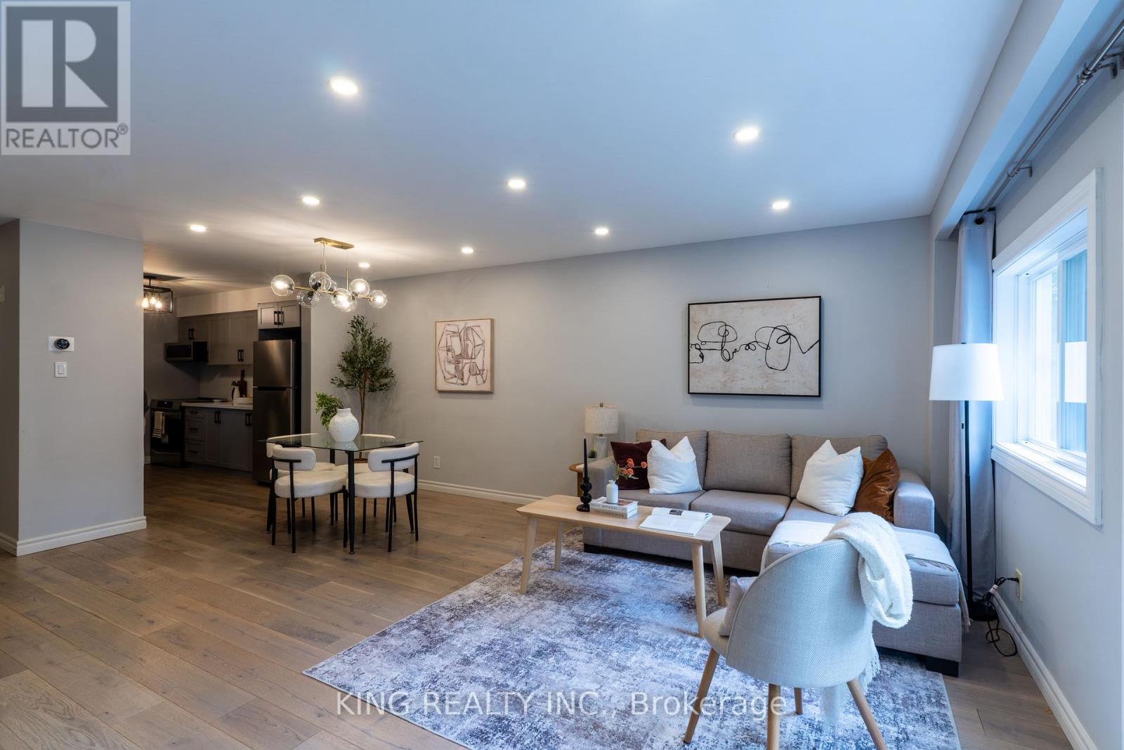 4 - 141 Ripley Court, Oakville, Ontario  L6H 1H2 - Photo 10 - W12485080