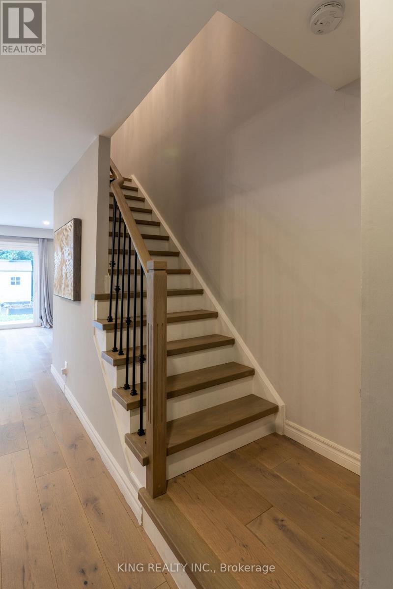 4 - 141 Ripley Court, Oakville, Ontario  L6H 1H2 - Photo 14 - W12485080