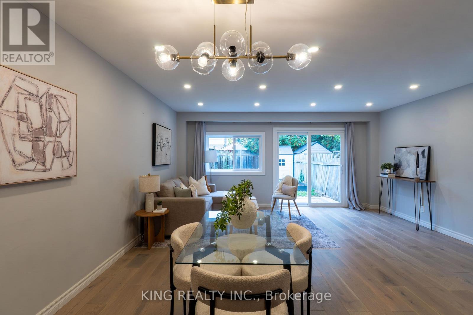 4 - 141 Ripley Court, Oakville, Ontario  L6H 1H2 - Photo 8 - W12485080